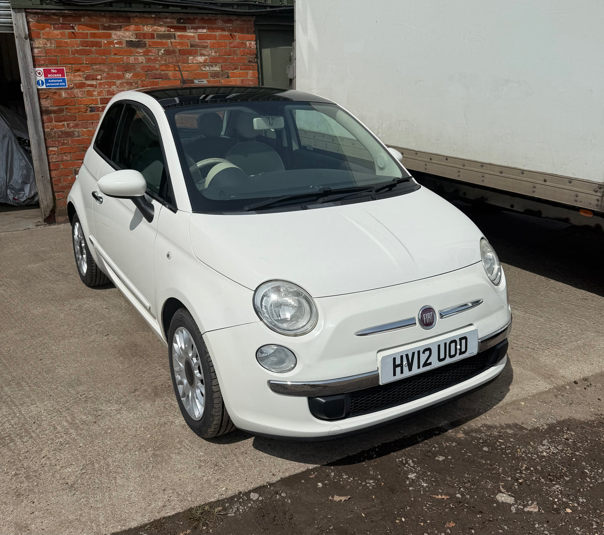 **SOLD** 2012 FIAT 500 LOUNGE 1.2 PETROL MANUAL